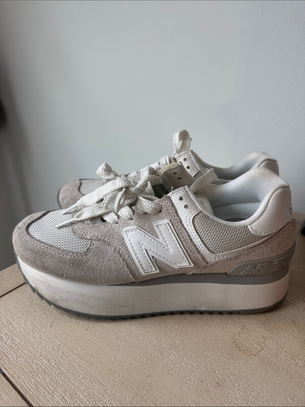 New Balance Women's Platform Sneaker 574 +